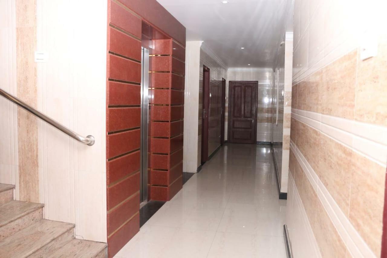 Saravanas Lodge Tiruchchendūr Exteriér fotografie